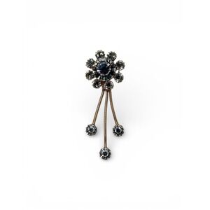Vintage signed Austria‎ light grey Crystals sparkly dangle stones brooch pin